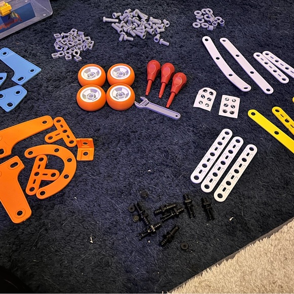 Building - Picture 4 of 7